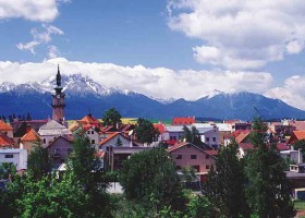 kezmarok-and-the-high-tatras.jpg