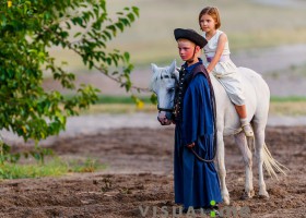 Perinteistä rustiikkia eleganssia Unkarin Pusztassa