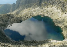 2010-08-22-241-vysne-wahlenbergovo-pleso-v-zavere-furkotskej-doliny.jpg